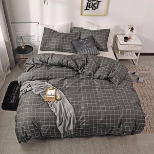 Sängkläder sätter Claroom Fashion Plaid Däcke Cover Set Simplicity Bed Linen Bedcover Bedstrast Comforter King Size AP32#