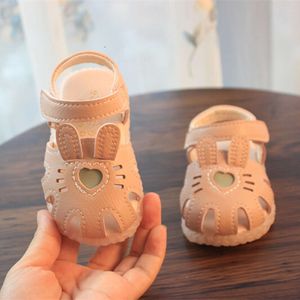 Sandalias for Girls Cute Girl Sandals Summer New Soft Sole Walking Sweet Princess Shoe Infant Baby Shoes L