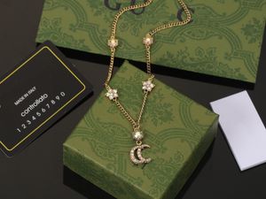 693096 Style Luxury Designer Double Letter Pendant Plated Crysat Necklace Women Wedding Party Jewerlry Accessories Double Heart Necklace