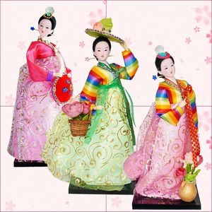 Dekorativa figurer traditionella koreanska harts modell 30 cm utsökta Hanbok modeller hem skrivbordsdekoration folk konst hantverk ornament zl234