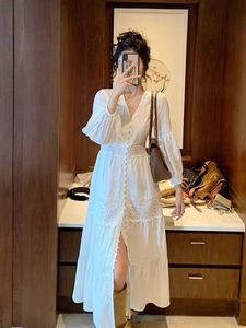 Runway Dresses fairy lace patchwork elegant lace dress womens runway long sleeved V-neck casual beach holiday long dress Vesidos robe d240527