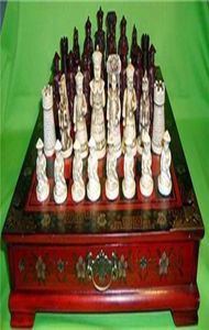 Collettibile vintage 32 set di scacchi con tavolino in legno04597968