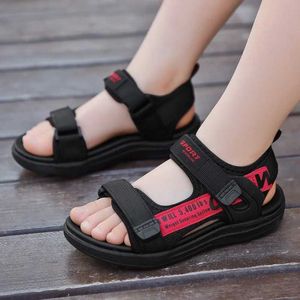 Sandaler Hot Selling Summer Childrens Fashion Sports Shoes Boys and Girls Outdoor Beach Anti Slip D240527