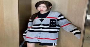 Designer 2022 Embroidered Letters Colorblock Stripe Knits Cardigan Fashion Luxury Quality Knit Sweater Cardigan1098203