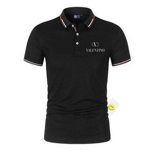 Camisa de pólo masculino de grife preto e branco LUZ FUNCIONO CHURGA DE MANAGEM CURTA CLASSIM CLASSIM CLASSIM CLASSIMENT CLASSIME