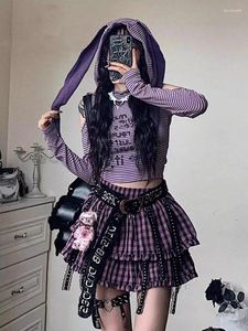 Kvinnors T -skjortor 2024 harajuku Söt långörat randiga lila kvinnor Autumn Sleeve Gothic Punk Tees Y2K Crop Top Streetwear