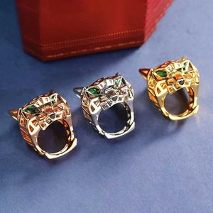 Ringos de cluster Classic European Classic 925 Sterling Silver Leopard Head Ring For Ladies Pessoa Fashion Luxury Jewelry Party Casal Gift T240524
