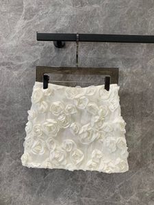 Heavy Industry 3D Pearl Flower Short Skirt Sweet and Elegant