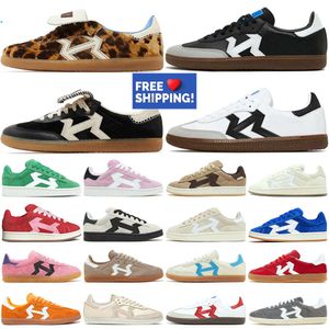 Gratis frakt designer skor casual skor för män kvinnor beige brun svart vit grön rosa gummi grå orange tränare sport sneakers skor plattform tennis skor