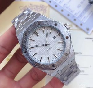 Gorący projektant mężczyzn ogląda Wodoodporne zegarki biznesowe zegarek na nadgarstek luksusowy modny zespół kwarcowy Ruch Watche Watchure Na rękę