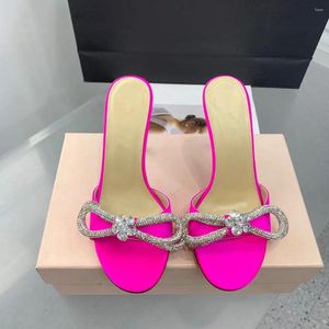 Sandały Summer Kobiety Różowy skórzany łuk kryształowy bling pep stóp na obcasie buty do imprezowej sukienki wygodne Muler