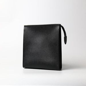 2022 Rechteckige Handtasche Frauen Reisen Make -up -Tasche Neue Designer hochwertige Männer Waschbeutel berühmte Marke Kosmetikbeutel 26cm 286r