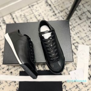 2024 Kobiety Curb Sneakers Buty tenisowe modne trenerzy wielkości unisex z pudełkiem