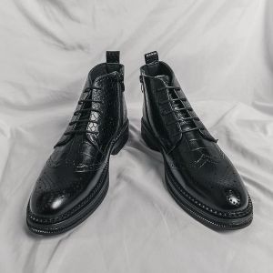 Padrão de crocodilo não deslizante Sapatos altos masculinos Novos botas de motocicletas de luxo com zíper de luxo