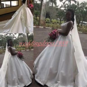 Vintage V-Neck African Wedding Dresses Satin A-Line Sleeveless Mariage Arabic Bridal Ball Gown For Bride Country Plus Size robe de mari 227W