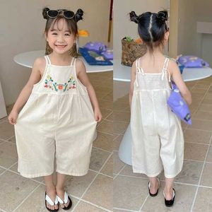 Overalls ROMPERS 3-8T Summer Girls Jumpsuit bestickte Blumenbaby lässige Weitbeinhose ärmellose Hosenträger Baumwollhäuser enge Kleidung WX5.26