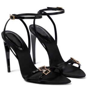 여름 고급 캐시 크레페 새틴 샌들 신발 여성 클로드 특허 가죽 샌들 리아 골드 톤 버클 레이디 하이힐 E5284949