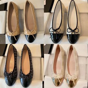 Designer Black Ballet Flats Ballerina Paris Brand Dress Shoes Shoe Ovelha Mulheres Spring Spring Slip de couro genuíno em bailarinas Luxo redondo dedo do pé