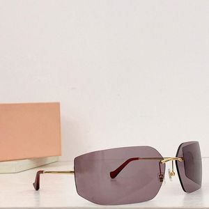 Солнцезащитные очки для женщин классические солнцезащитные очки Люксрию дизайнерские солнцезащитные очки евро американские очки для трендов изогнуты