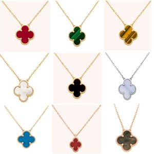 2024 Designer Jewelleryvanl Cleefl Arpelsnecklace Necklaces Copper Clover Vanke Yabao Voice Live Female Fashionable Colorless