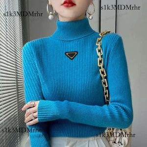 Parda sweter luksus designerski okrągły szyi swetry jesienne zima moda moda z długim rękawem