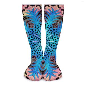 Kadın Çoraplar Canlı Mandala Çorapları Mavi ve Pembe Ananas Tasarımı Retro Sonbahar Slip Olmayan Kızlar Bisiklet Yumuşak Nefes Alabilir