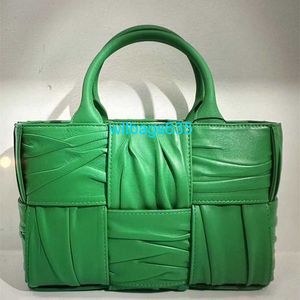 Кожаная сумка Bottegavvenet Arco Luxury Bags Qingmo Новый продукт овчина подличная кожаная маленькая квадратная сумка сплетения модные и универсальные имеют логотип wlpx