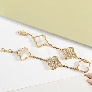 Лучшие дизайнерские браслеты золото для женщин