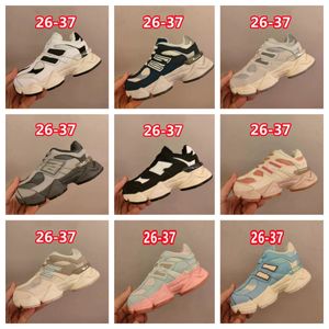 Fashion Unisex 9060 Kids Designer Shoes toddlers Sneakers baby Low pink Blue green youth Camouflage Skateboarding jogging Sports Star Trainers kids shoes 26-35