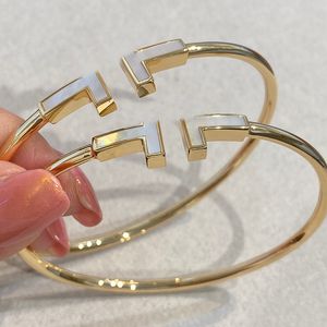 Pulseira de moda pulseira de luxo pulseira dupla t feminina charme 18k bracelete de ouro aberto diamantes de alta qualidade casal brithday jóias de presente