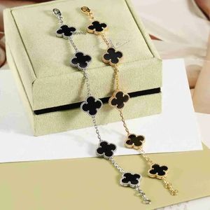 001 Top Designer Bracelets Gold for Women Luxury Bracelet Generous Display of Temperament Fashion Jewelry Holiday Gift It's of good quality q1
