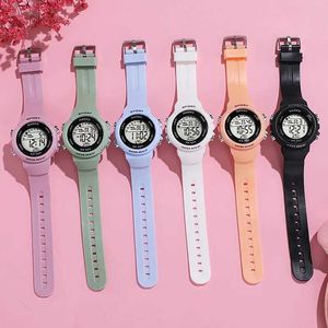 Zegarki dla dzieci mody sportowy cyfrowy zegarek dla kobiet dziewczęta chłopcy chronograf silikonowy pasek elektroniczny zegarki Wodoodporne światło na rękę Y240527