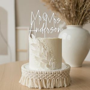 Topper di torta personalizzato per decorazione del matrimonio San Valentino in legno Mr Mrs Cognome Forniture di fidanzamento 240523