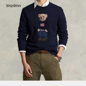 Ponyautumn and Winter New Classic Embroidery Flag Bear Round Neck Casual Commuter Style Versatile Knit