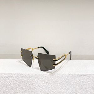Occhiali da sole da donna per donne uomini occhiali da sole Stile di moda protegge gli occhi UV400 di alta qualità con Case 123A 226D