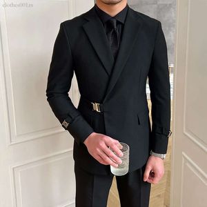 Blazer maschile Blazer Solid Metal Buckle Decoration Blazer for Men Party Wedding Banchet Business Casual Slim Fit da designer italiani 230614 410a