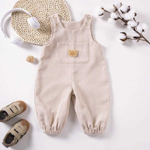 Overalls Rompers Jungen und Mädchen niedlicher Bären -geformtes Jeans -Lätzchen mit kleinen Taschen, die für Kleinkind Frühling/Sommerjacken WX5.26 geeignet sind