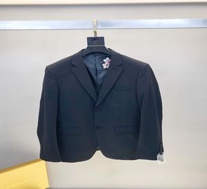 2019New Fashion Black Groom smoking haftowe kwiaty Lapel Business Suknia ślubna Doskonała man man kurtka Blazer Suit8772511
