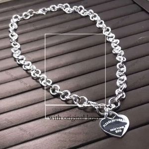 Desginer Tiffanyjewelry Naszyjnik Wysokiej jakości Tiffanyjewelry z Diamond Heart Fashion Chain popularny w Internecie 519e