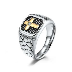 Bandringar Punk Black Gold Cross Ring för Herr Titanium Steel Cracked Warrior Herr Smycken Viking Vintage Eesthetic Ring Youth Gift J240527