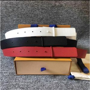 2022 Fashion Big Buckle Leather Leather Belt No Box Designer Belts Men Women Highly Ass New Mens Belts AA6868 985232O 231C