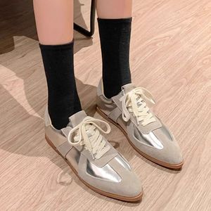 Flats Women Suede Sport Sport Shoes Casual Fashion Sneakers Spring Lace-up Executa