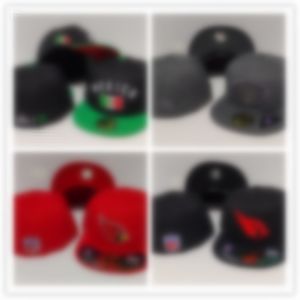 2024 Chapéus de chapéus de bola de pé masculinos mais vendidos Moda Hip Hop Sport no Field Football Full Fecht Fecht Fecht Caps Capas de Cap Menom Feminino CARATO H2-5.28