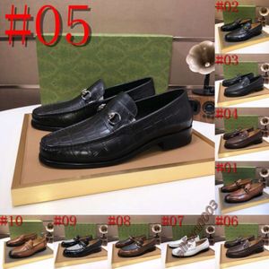 Noble Purple Handmade Mens Brogue Carved Leather Shoes Genuine Leather Mens Designer Dress Shoes Classic Business Formal Shoes for Men box