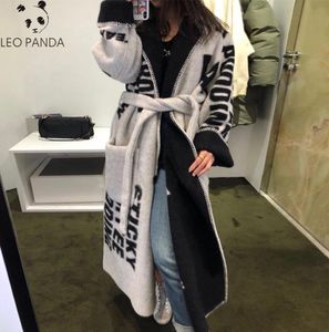 Winter Turkey Women039s Print Latter Woolen coat VNeck Real Fur Coat Full Pelt Colorful Long Slim Woolen coat3482584