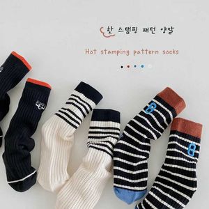 Kids Socks Childrens Socks Spring Autumn New Stripe Vintage Style Letter Medium Tube Socks Cotton Boys and Girls Socks d240528