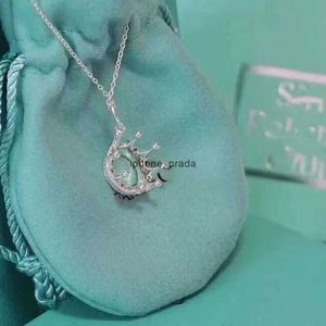 Designers necklace luxury designer necklaces women charm jewelry light luxurys Classic Love pendant simple clavicle chain for birthday crown