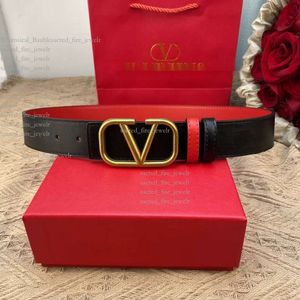 Valentinobelt Designer Belt Same Style Men Women Women Belt Valentine Cintura classica Cintura decorativa Versatile Cintura di moda Louiseviution Cintura di moda Classica RETRO 978