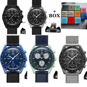 腕時計のオリジナルブランドのオリジナルのボックスムーンとメンズに適した多機能プラスチックボックスのタイミングとコードテーブル探査トップクロックT240524