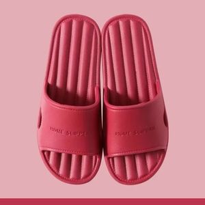 Тапочки летние мужчины женщины в помещении Eva Cool Soft Bond Sandals Trend Trend Luxury Slides Дизайнерские легкие пляжные туфли домашние тапочки 56i11